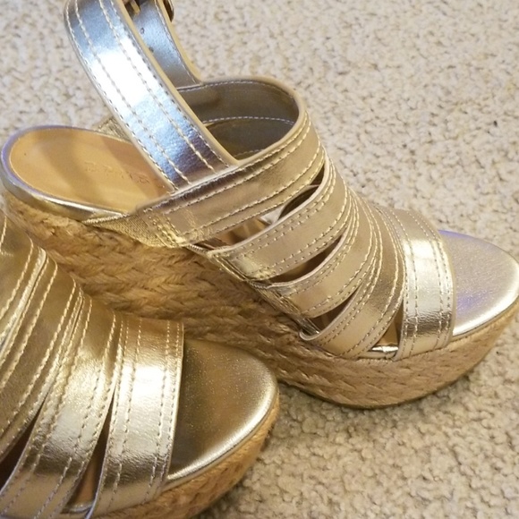 Platform wedge sandals - Picture 3 of 7